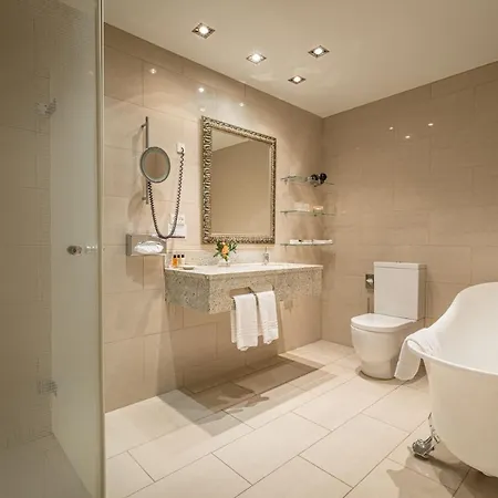Szálloda Hesselet 4*
