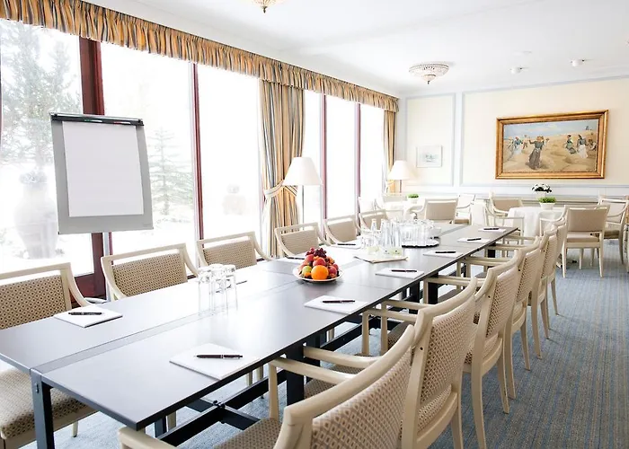 海瑟利特酒店 4*