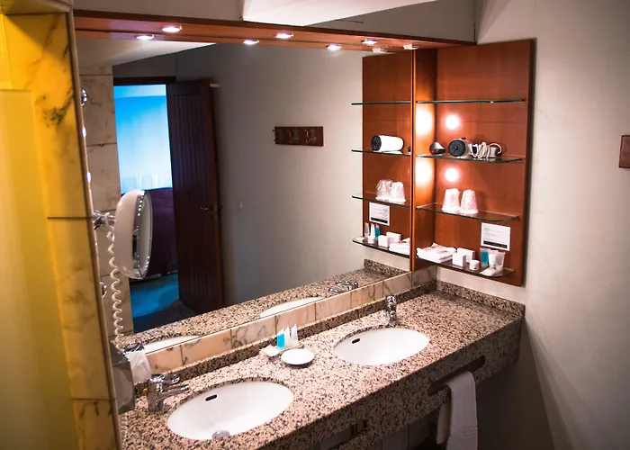 海瑟利特酒店 尼堡